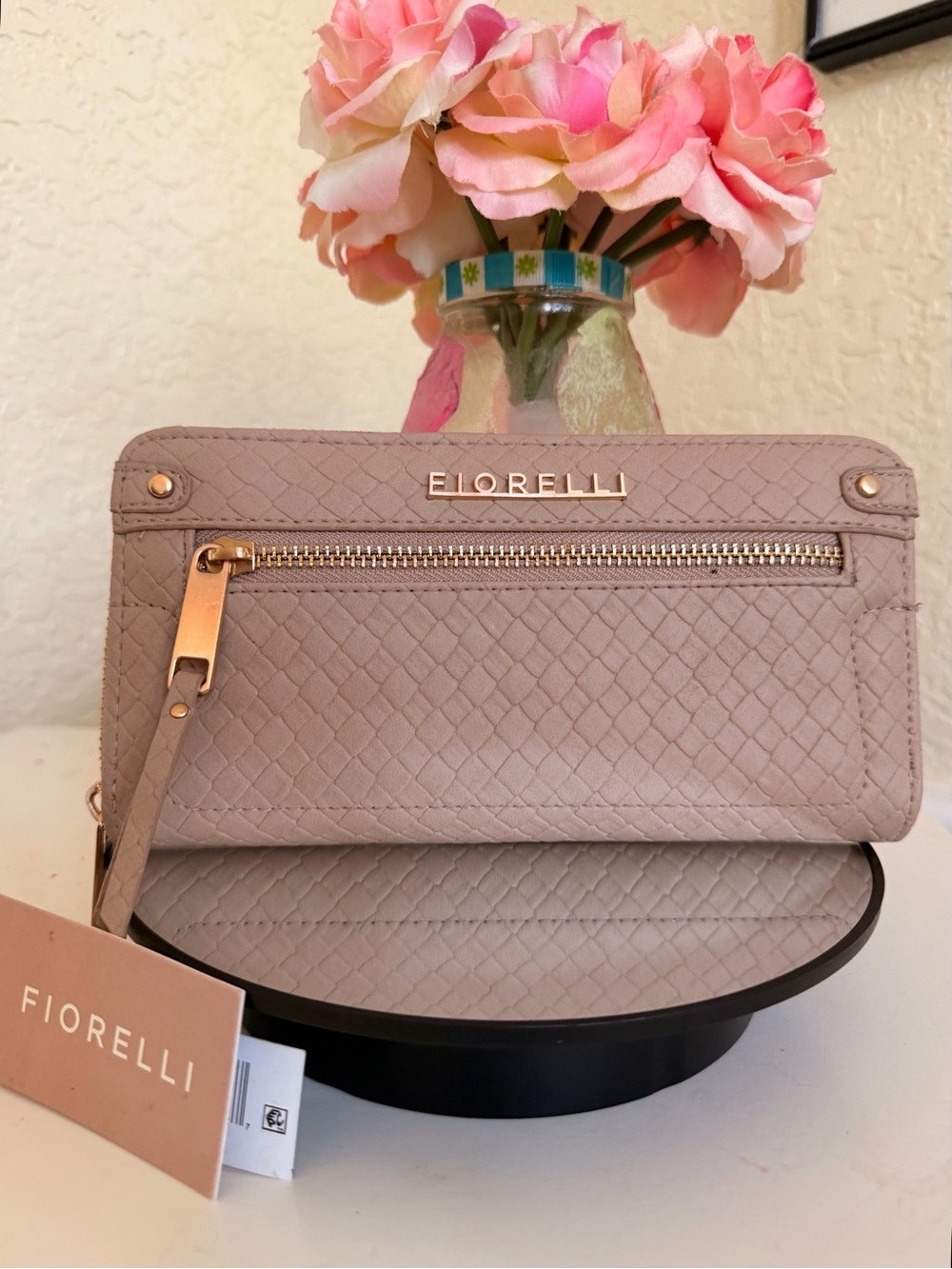 Fiorelli Kate Large Zipper Wallet Affogato a textured woven exterior Rose Gold